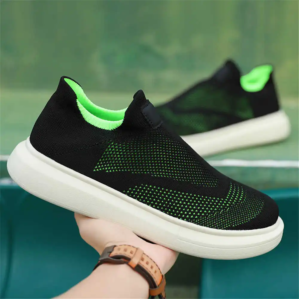 Calze con plateau scarpe marro - Home Gym Old School recensione e prezzo